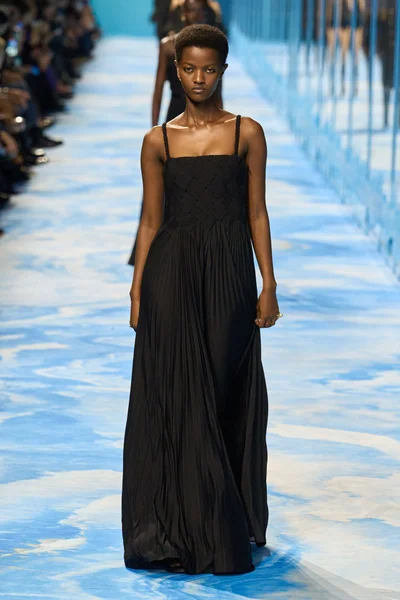 Look 69